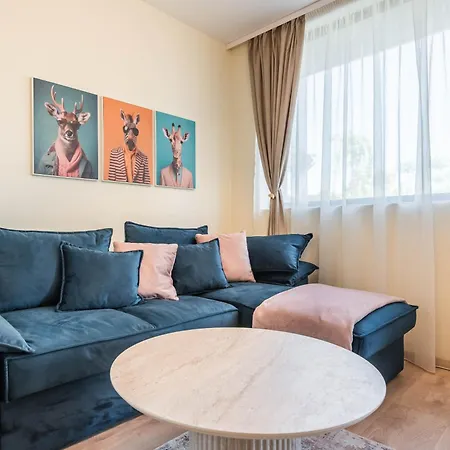 Daire Ivy - Lux With Parking & Pool In Azur Panorama *